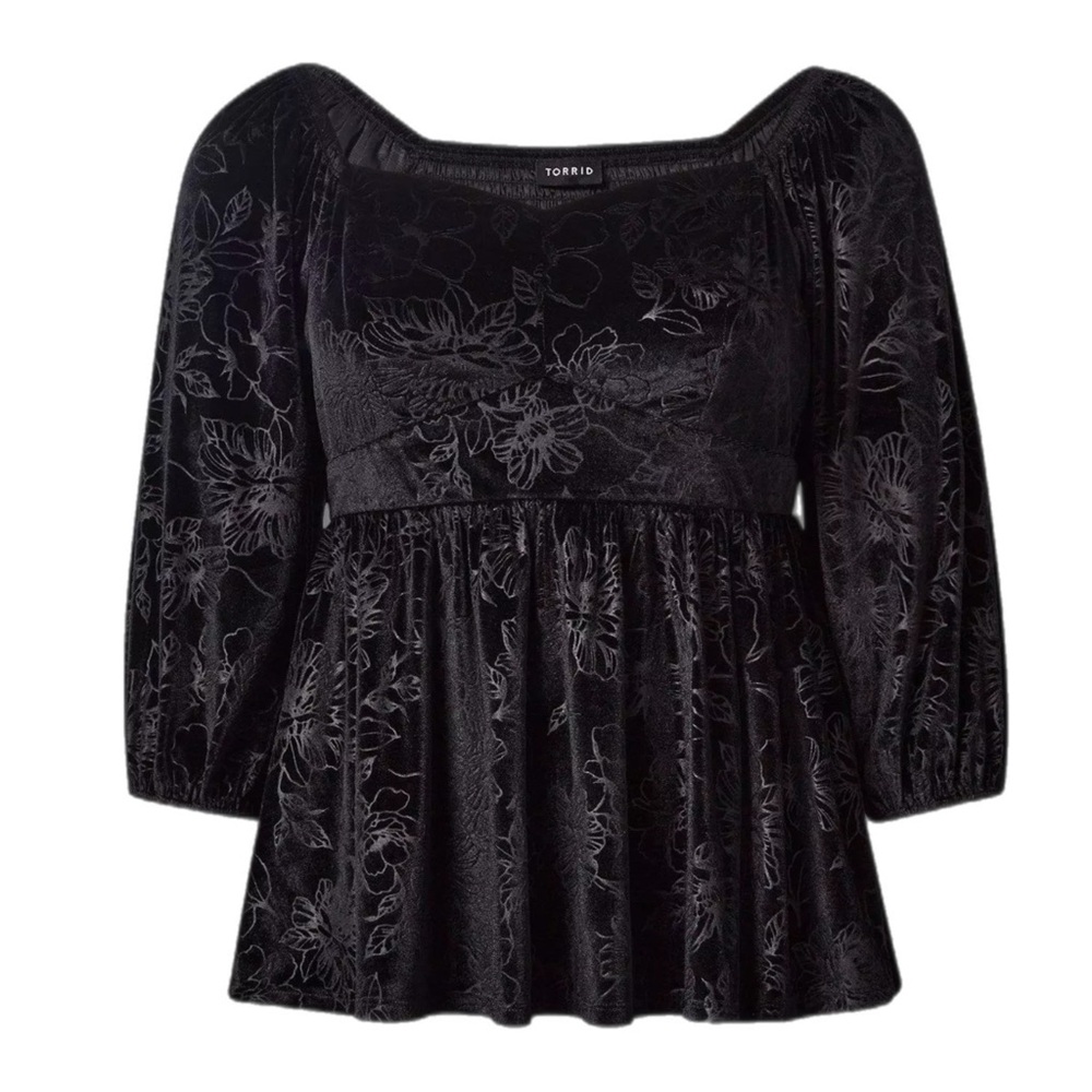 Torrid Dark Floral Embossed Velvet Top 3X Goth Romantic Whimsigoth